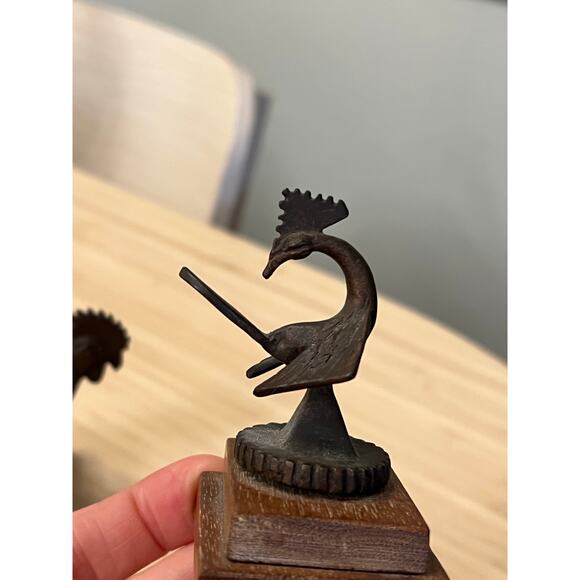 Alva Museum Studios Vintage Reproduction Figurine Rooster & Road Runner Set - Picture 7 of 8